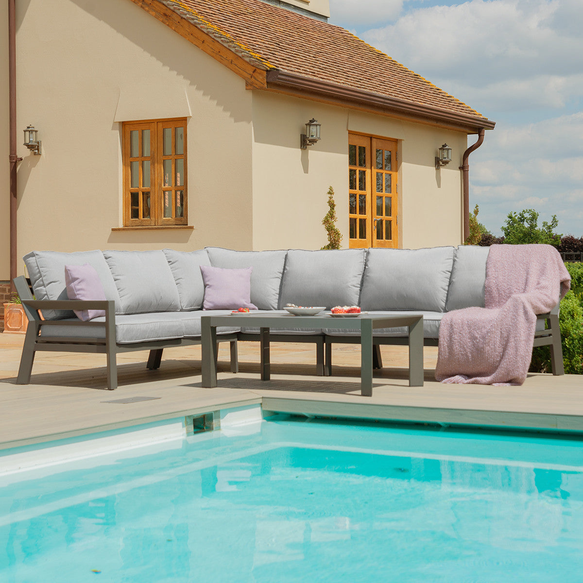 Maze New York Dove Grey Outdoor Corner Sofa Set | 6 Seater